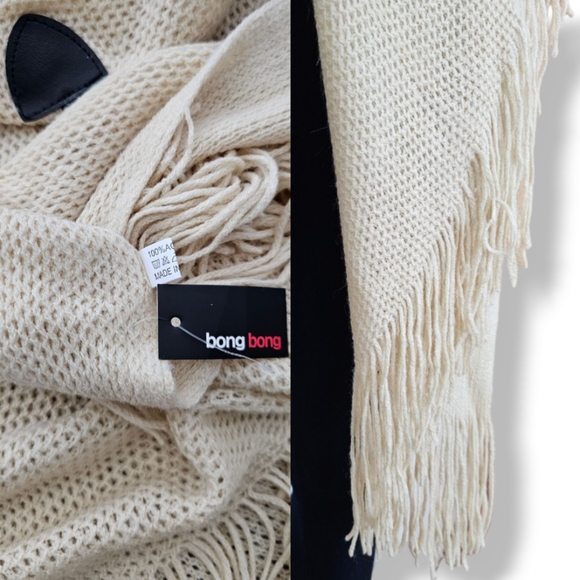 Cream Knit Fringe Hem Horn Buckle Cape Shawl Poncho by Bong Bong - Picture 2 of 7
